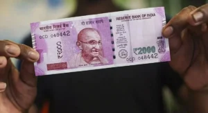 वॉयस ऑफ ए टू जेड न्यूज:- तलाश लीजिए...रिजर्व बैंक अब भी ले रहा है दो हजार रुपये के नोट, देशभर की RBI की शाखाओं में बनाए गए काउंटर