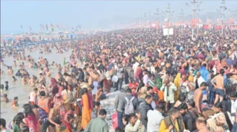 वॉयस ऑफ ए टू जेड न्यूज:- मौनी अमावस्या पर इन देशों की जनसंख्या से भी ज्यादा आबादी पहुंची संगम, लगाई आस्था की डुबकी