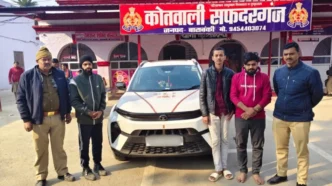 वॉयस ऑफ ए टू जेड न्यूज:- गोंडा के हिस्ट्रीशीटर और गैंगस्टर यूट्यूबर बनकर कर रहे थे वसूली, कार समेत पांच मोबाइल बरामद