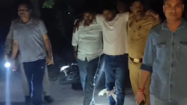 वॉयस ऑफ ए टू जेड न्यूज:- बारांबकी पुलिस मुठभेड़ में 50 हजार ₹ का इनामी बदमाश गिरफ्तार: स्वाट प्रभारी बाल-बाल बचे, डकैती में शामिल था आरोपित