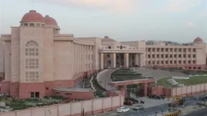 वॉयस ऑफ ए टू जेड न्यूज:- मोडिफाइड साइलेंसर व हूटर पर हाई कोर्ट सख्त, डीजीपी व परिवहन आयुक्त को तलबकर मांगा हिसाब