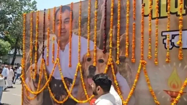 वॉयस ऑफ ए टू जेड न्यूज:- हरिद्वार में होगा प्रतीक यादव का अस्थि विसर्जन, अपर्णा यादव सहित सैफई परिवार रवाना
