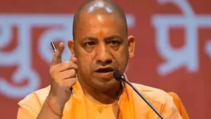 वॉयस ऑफ ए टू जेड न्यूज-लखनऊ में सीवर लाइन के 71 मैनहोलों के बीच से गुजरे बिजली के केबल हटेंगे, सीएम योगी के निर्देश