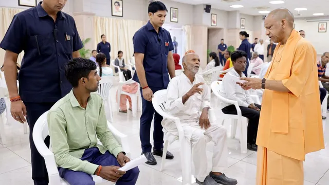 वॉयस ऑफ ए टू जेड न्यूज-सीएम योगी आदित्यनाथ के जनता दर्शन में गाजियाबाद, मेरठ व नोएडा से जुड़े एक बिल्डर की शिकायत, सख्त कार्रवाई का भरोसा